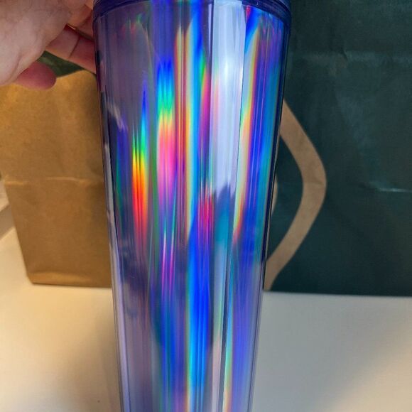 Starbucks 2022 Iridescent Venti Tumbler Holiday 24 oz/710 ml NWT - Picture 2 of 3
